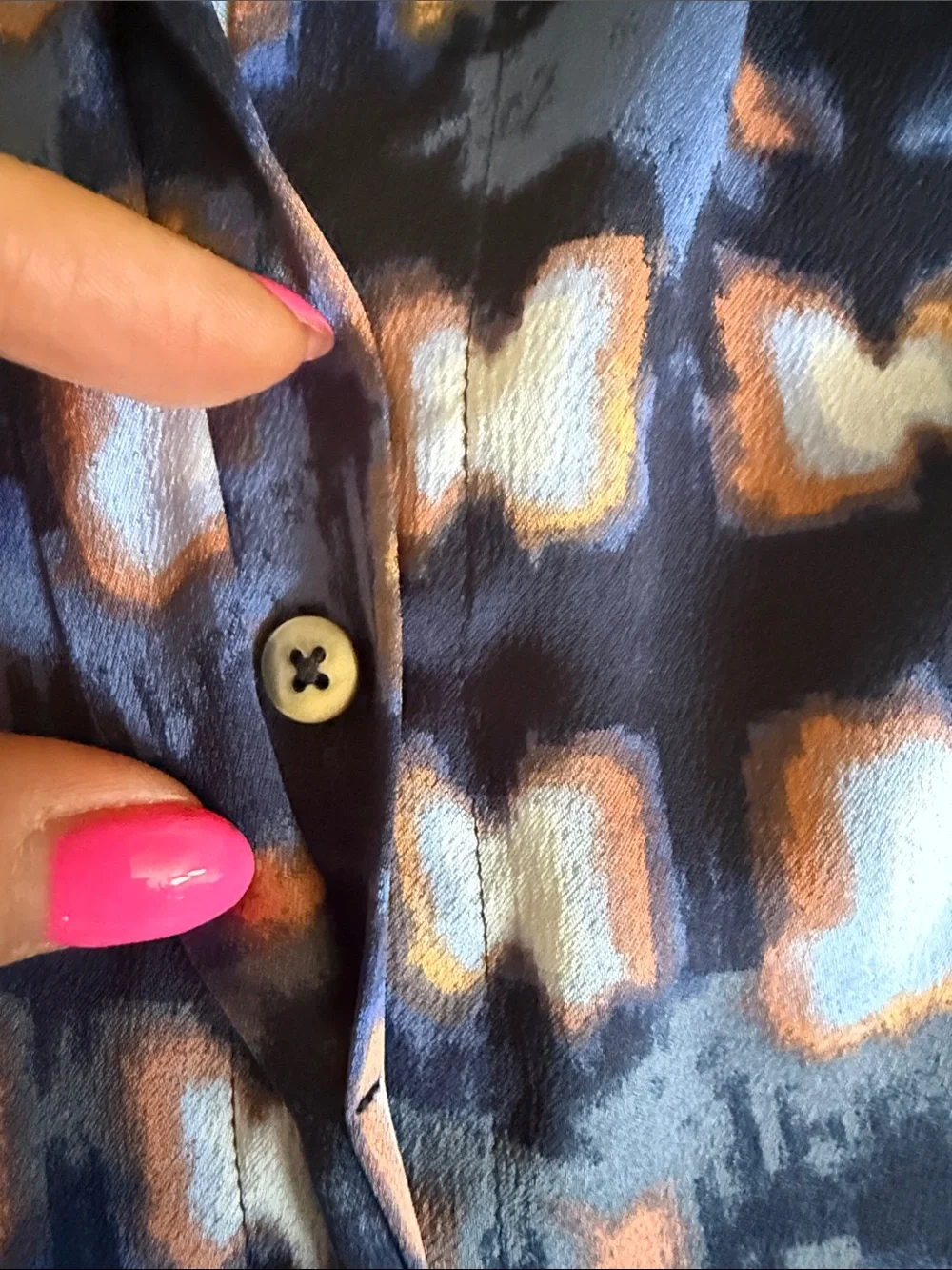 Women’s Nic + Zoe Shibori Glow Blue Patterned Button-Front Blouse, size medium